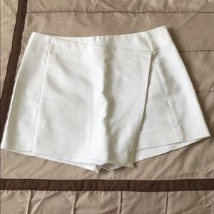 Express Skort